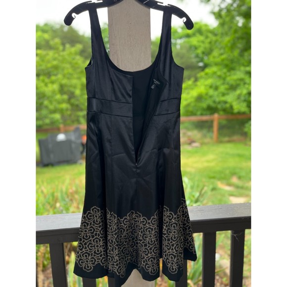 Nine West Little Black Dress with embroidered hem, Size 8 - Picture 2 of 7